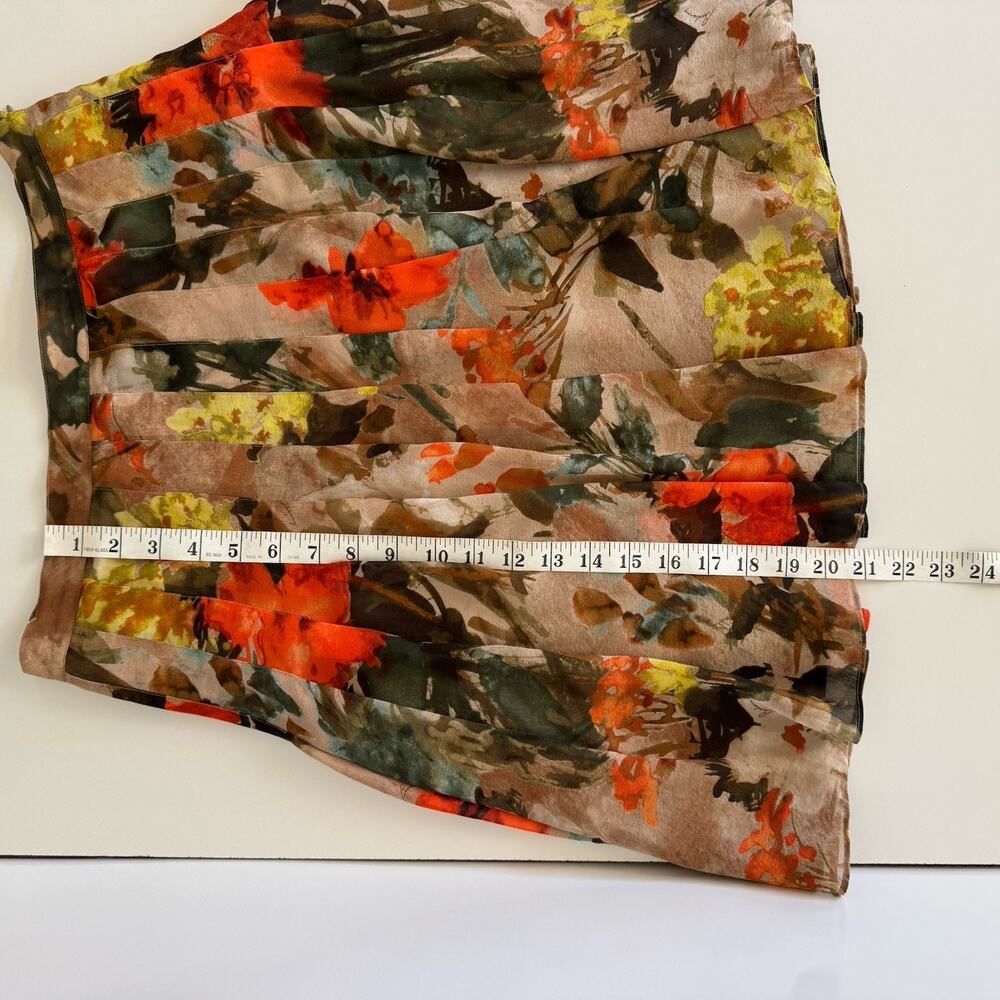 Burberry Ladies Size US 4 Silk Pleated Skirt Brown Orange Floral Printed - Picture 11 of 11